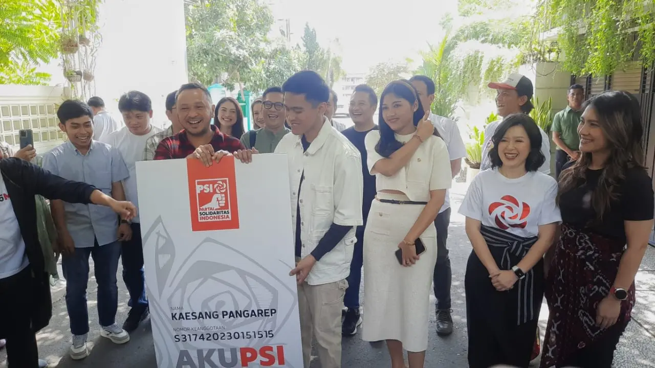 Putra bungsu Presiden Jokowi Kaesang Pangarep resmi gabung dengan PSI. (Foto: Liputan6.com/Fajar Abrori)