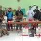 Pos Gabungan Relawan Covid-19 Kota Bandung kompak melakukan aksi sosial di tengah pandemi Corona. (Humas Kota Bandung)