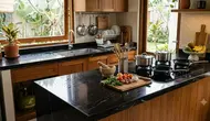 8 Material Meja Dapur yang Tidak Mudah Kusam, Bikin Tetap Terlihat Baru