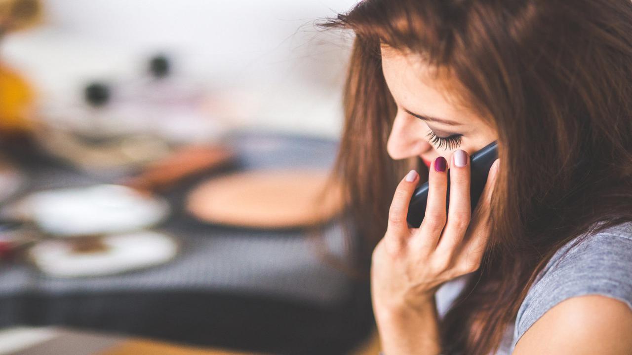 [Bintang] Cara Registrasi Kartu Indosat, Telkomsel, XL, Smartfren dan Tri