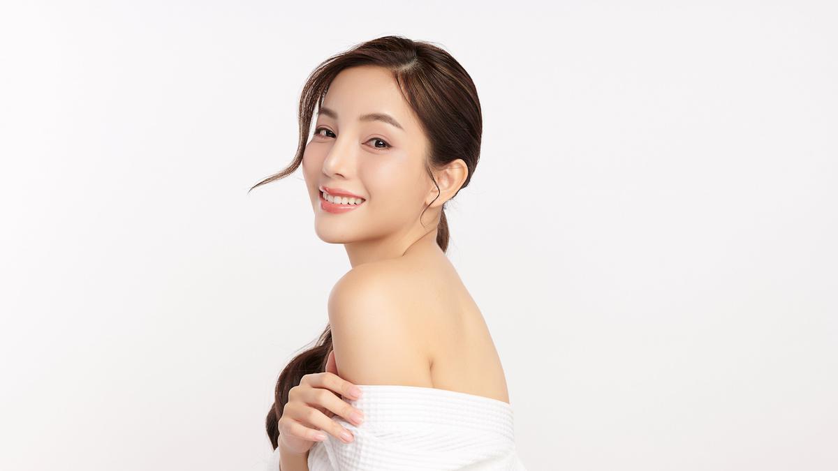 Januari Jadi Momen Tepat Reset Skincare, Ini Langkah Cerdas untuk Kulit Glowing Alami