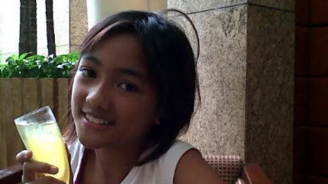 6 Foto Jadul Marion Jola Saat di Usia SD, Curi Perhatian