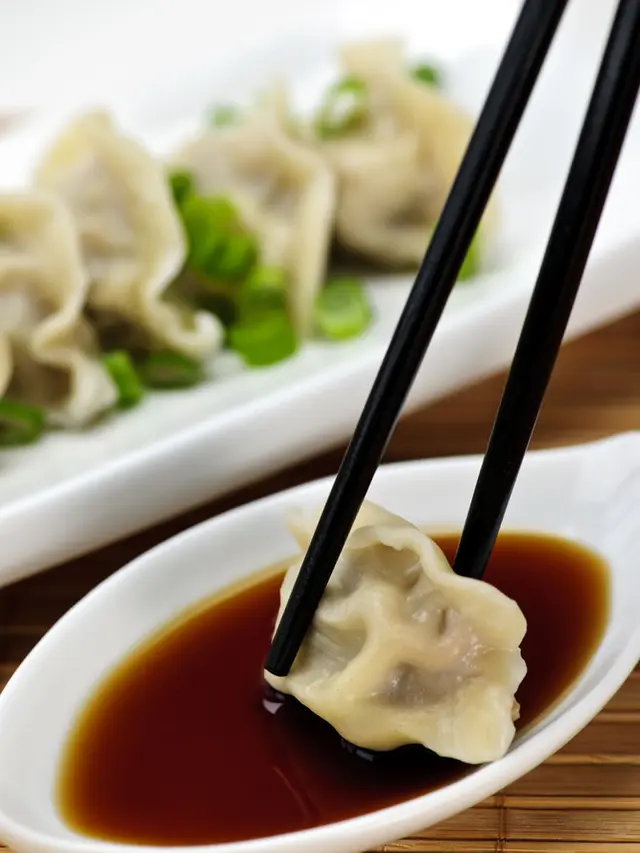 ilustrasi kenali aneka kecap untuk berbagai olahan masakan/Elena Elisseeva/shutterstock