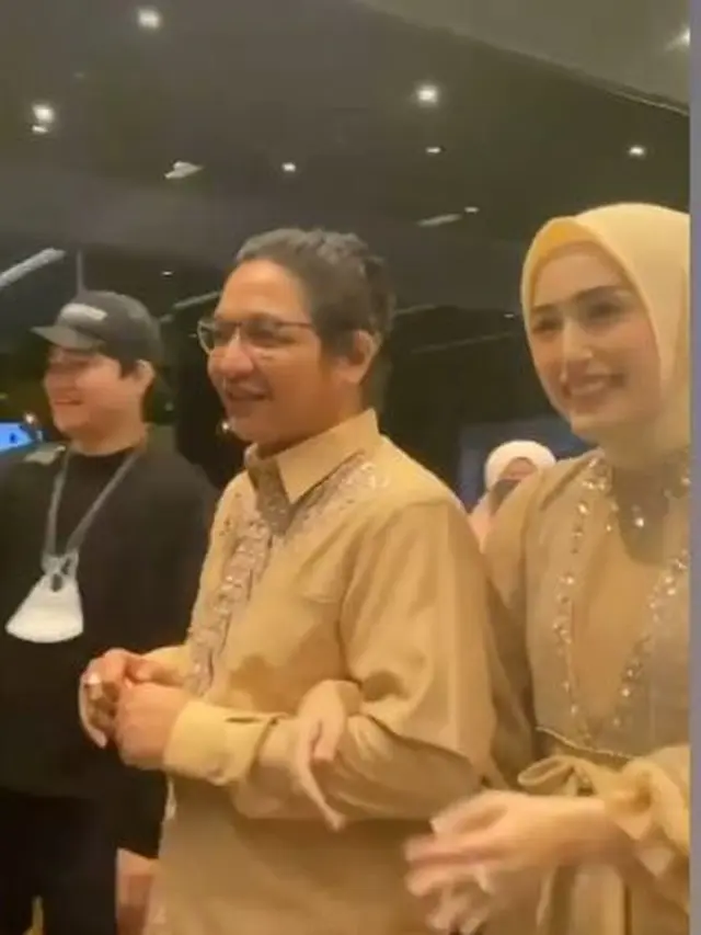7 Potret Pasha Ungu dan Adelia Rayakan Anniversary Pernikahan ke-10, Mewah