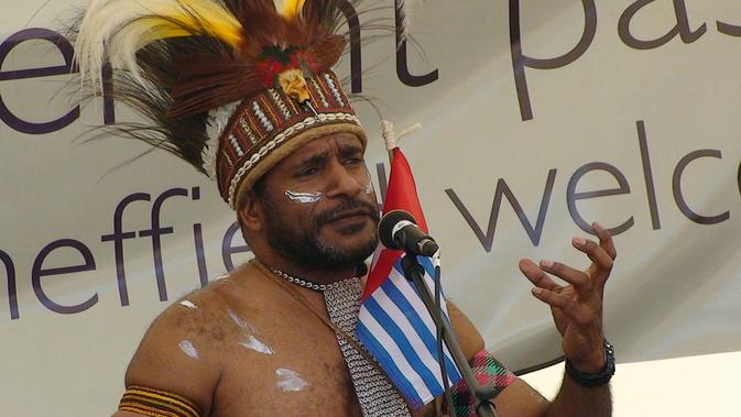 Ketua United Liberation Movement for West Papua (ULMWP) Benny Wenda saat berbicara dalam sebuah acara di Inggris. (Handout/United Liberation Movement for West Papua (ULMWP)/AFP)