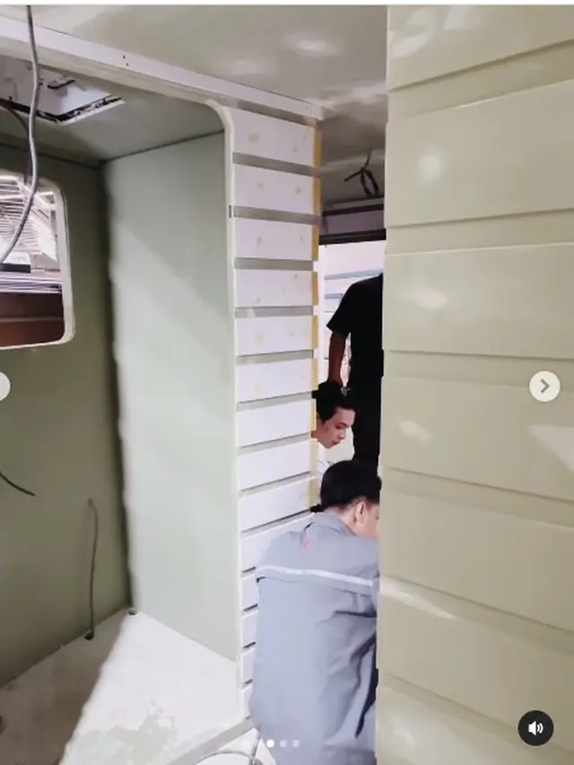 6 Potret Camper Van Rey Mbayang yang Dibuat untuk Dinda Hauw, Siap Traveling Bareng