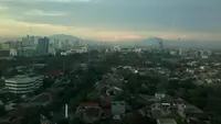 Prakiraan Cuaca Jabodetabek Jumat 27 Februari 2026: Hujan Ringan di Siang Hari