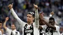 Ekspresi Cristiano Ronaldo saat Juventus berhasil mengalahkan Fiorentina dalam Serie A Liga Italia di Stadion Allianz, Turin, Italia, Sabtu (20/4). Juventus menjuarai Serie A Liga Italia 2018/2019. (AP Photo/Luca Bruno)