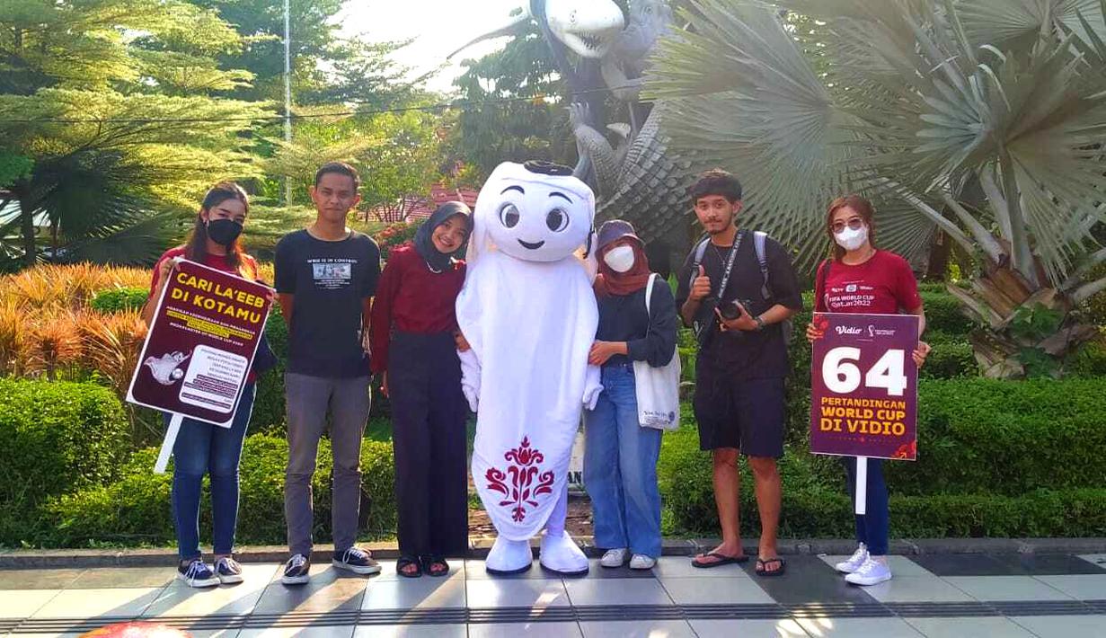 Buat masyarakat Surabaya yang belum berkesempatan jumpa dengan La'eeb jangan khawatir. Sang maskot masih akan main di Surabaya hingga hari Minggu (23/10/2022) nanti. (Procomm Surya Citra Media)