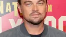 Aktor Leonardo DiCaprio saat menghadiri CinemaCon 2018 di Las Vegas, Nevada AS, 23 April 2018. Leonardo masuk daftar 100 pria tertampan di dunia bersaing dengan pebulu tangkis Indonesia, Jonatan Christie. (ISAAC BREKKEN/GETTY IMAGES NORTH AMERICA/AFP)