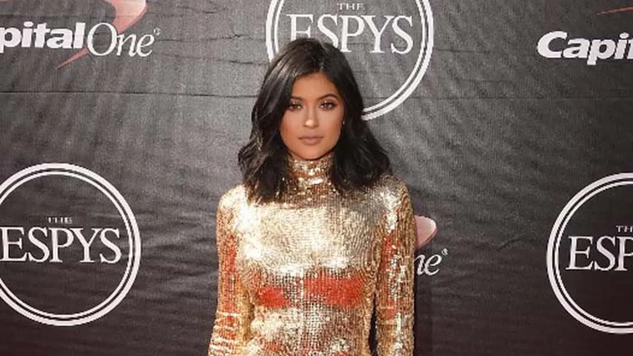 [Bintang] Kylie Jenner