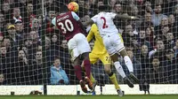 Babak I, Liverpool Tertinggal dari West Ham
