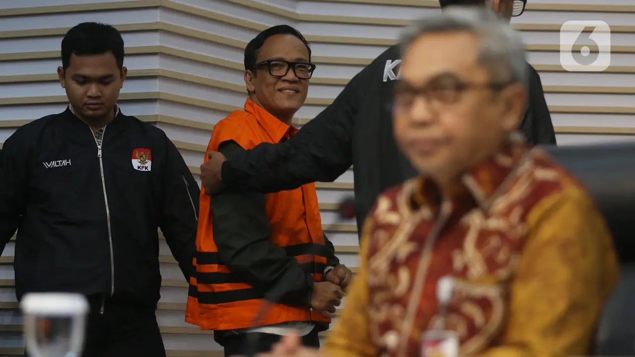 Ditahan KPK, Wamenaker Immanuel Ebenezer Menangis