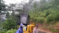 Longsor Tutup Sebagian Jalan Caringin-Bungbulang Garut, Bagaimana Akses Jalur Selatan Garut?