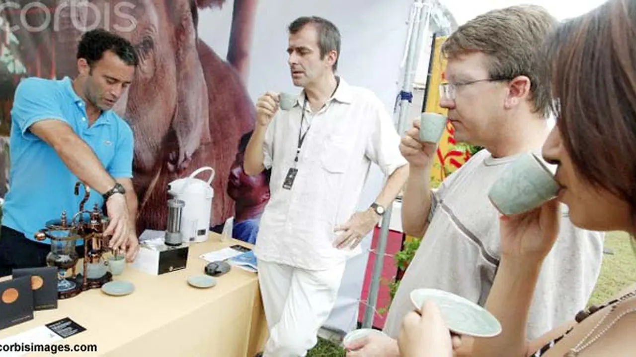 kopi-gajah-130726c.jpg