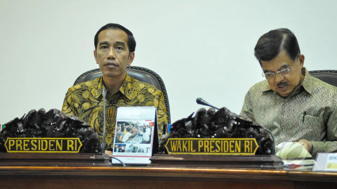 Presiden Jokowi Bahas Pajak Bumi dan Bangunan di Istana