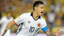 Penyerang Kolombia, James Rodriguez melakukan selebrasi usai mencetak gol kegawang Paraguay di penyisihan Copa America Centenario 2016 di Stadion Rose Bowl, AS (8/6). Kolombia menang atas Paraguay dengan skor 2-1. (Vasquez-USA TODAY Sports)