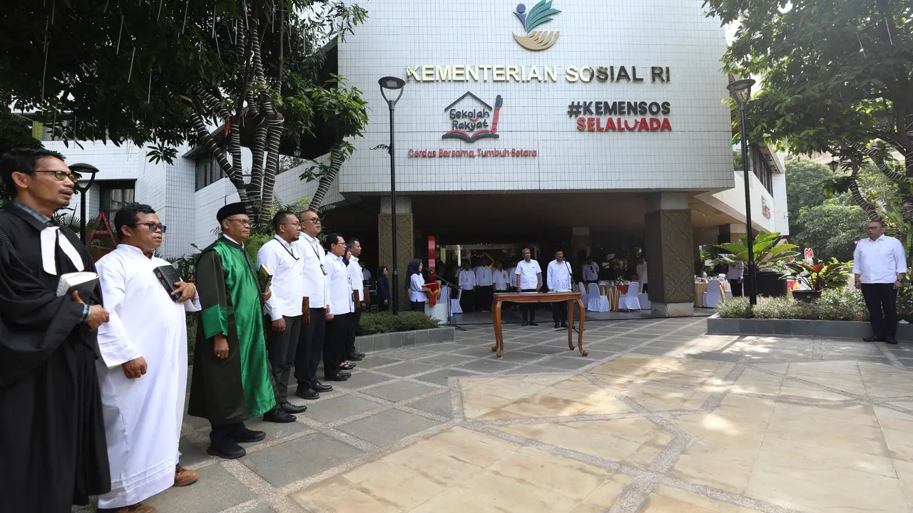 Menteri Sosial Saifullah Yusuf