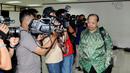Mantan Ketua Komisi VII DPR Sutan Bhatoegana saat tiba di Ruang Pengadilan Tipikor, Jakarta. Kamis (7/5/2015). Sidang kali ini untuk mendengarkan keterangan saksi terkait dugaan penerimaan gratifikasi di Kementerian ESDM. (Liputan6.com/Andrian M Tunay)