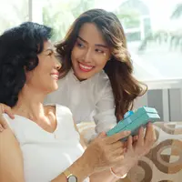 Sampaikan permintaan maaf kepada ibu tercinta bisa mendatangkan hadiah jutaan rupiah, lho. Bagaimana caranya?