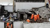 Isak Tangis Keluarga Korban di Lokasi Jatuhnya Pesawat TransAsia