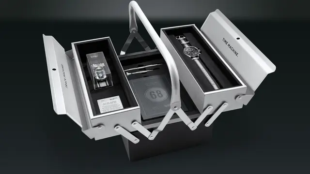 Jam Tangan dengan Tampilan Racing Kolaborasi IWC Schaffhausen dan Hot Wheels Edisi Terbatas