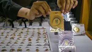 Harga Emas Pegadaian 30 Juli 2026: Antam Rp 2,72 Juta, UBS Rp 2,60 Juta
