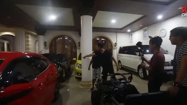 Berniat Dijual Semua, Ini 6 Potret Koleksi Mobil Mewah Sule