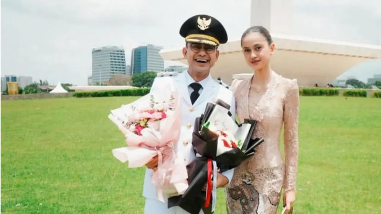 Asila Maisa tampil anggun dengan kebaya. (credit:instagram.com/therealasilamaisa)