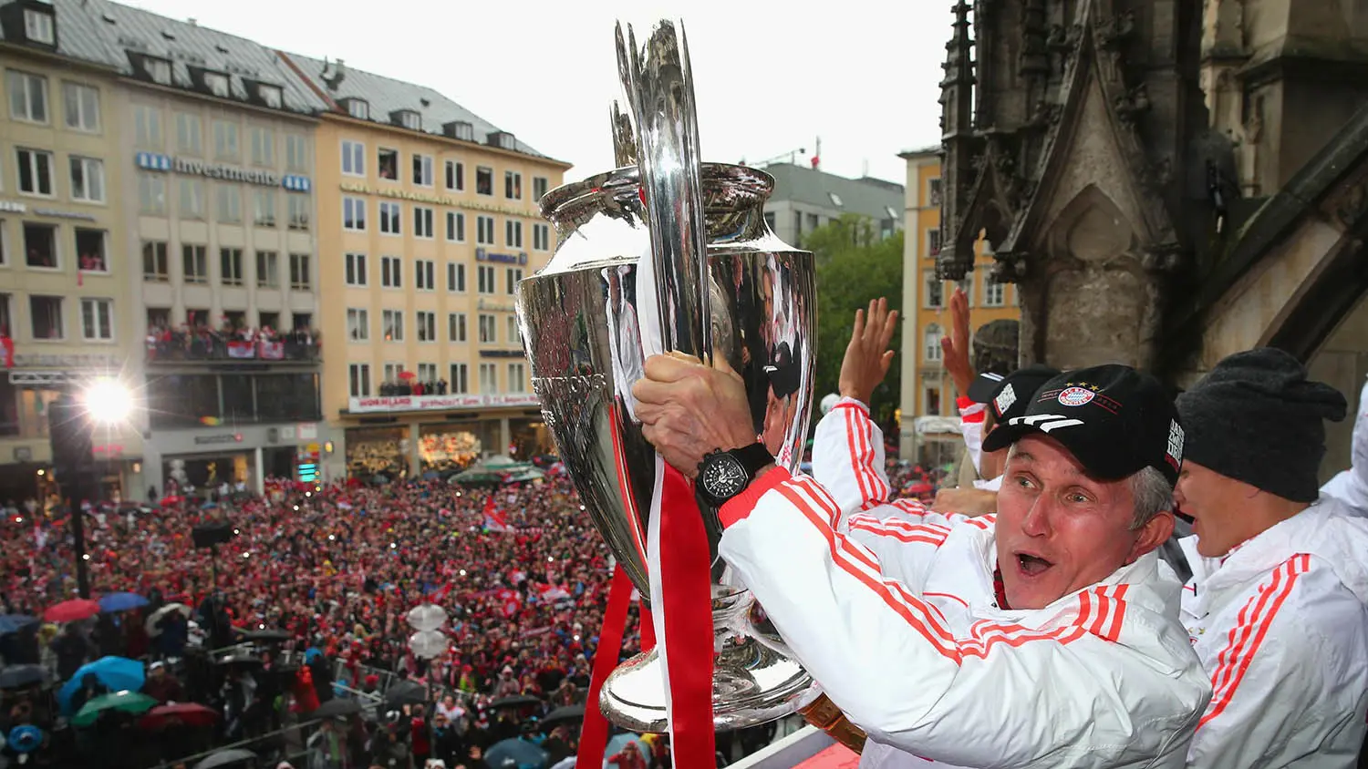 Jupp Heynckes membawa Bayern Muenchen menjuarai Liga Champions 2013. (AFP/Alexander Hasswnstein) 