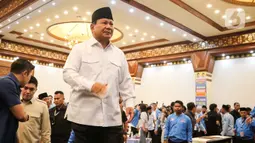 Capres 02 Prabowo Subianto saat tiba untuk menerima dukungan dari Kaukus Generasi Muda Islam. (Liputan6.com/Angga Yuniar)