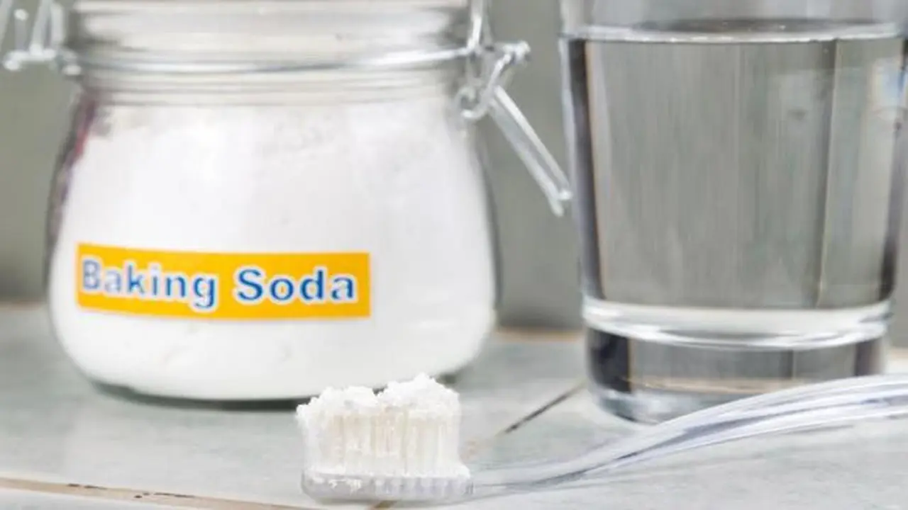 5 Manfaat Baking Soda untuk Perawatan Tubuh Harian