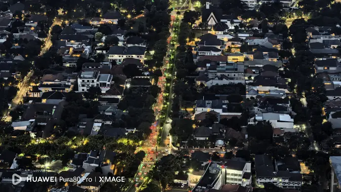 <p>Hasil foto pemandangan kota Jakarta di malam hari menggunakan Huawei Pura 80 Pro. (Liputan6.com/Anka Fergy Agustian)</p>
