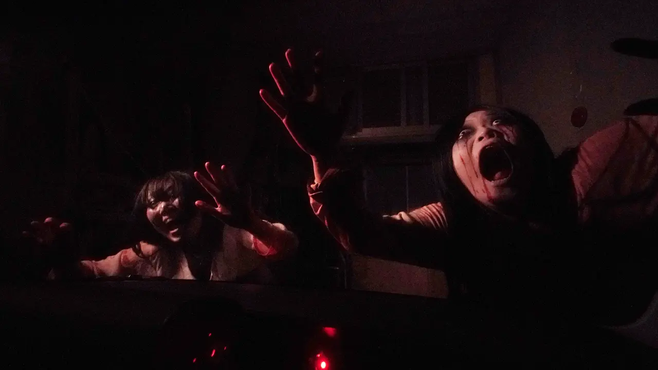 FOTO: Rumah Hantu Drive-In di Tengah Pandemi COVID-19