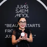 Jung Saem Mool Beauty Milik MUA Langganan Aktris Korea dan Populerkan Riasan Natural. dok. Sociolla