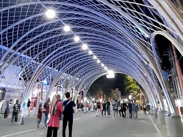 5 Potret Instalasi Lorong Bambu Jadi Spot Instagramable Baru Di