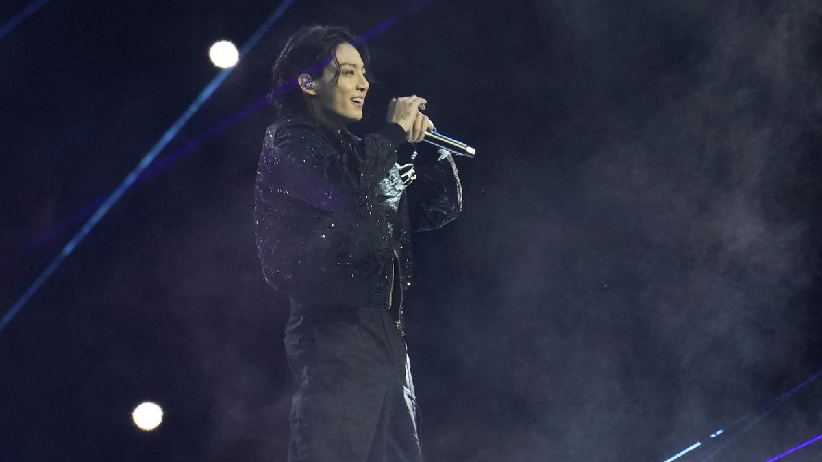 Lirik Lagu Seven Jungkook Feat Latto