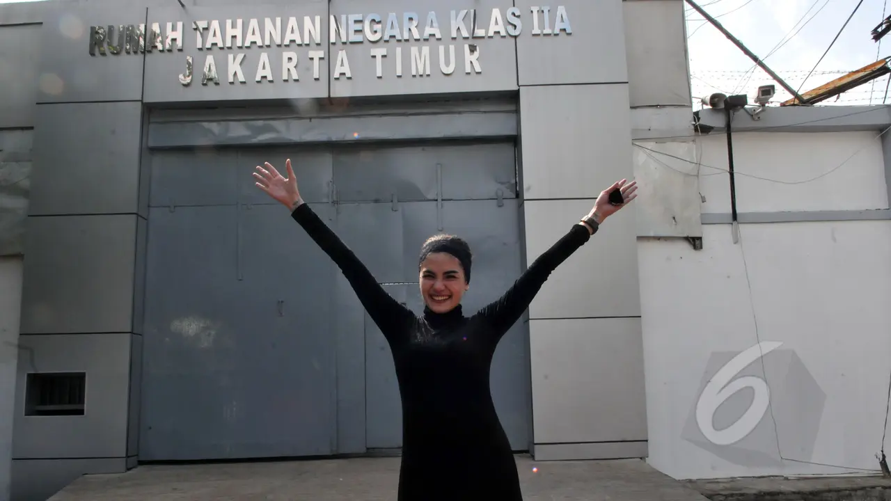 Gaya Seksi Nikita Mirzani saat Bebas dari Penjara