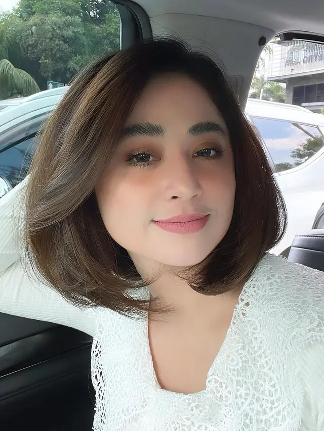 Dewi Perssik. (Foto: Dok. Instagram @dewiperssik9)