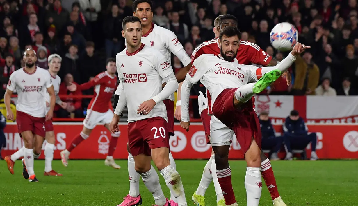 The Red Devils menang tipis 1-0 atas Nottingham Forest. (AP Photo/Rui Vieira)
