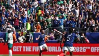 Prancis vs Senegal: Olivier Giroud Ikut Bertepuk Tangan Saat Kylian Mbappe Pecahkan Rekor Gol Les Bleus