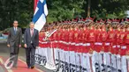 Presiden Jokowi menerima kunjungan kehormatan Presiden Finlandia Sauli Niinisto di Istana Merdeka, Jakarta, Selasa (3/11). Pertemuan tersebut akan membahas tata kelola lahan gambut untuk mengantisipasi bencana kebakaran hutan. (Liputan6.com/Faizal Fanani)