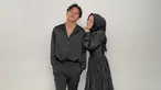 Bukan rahasia lagi jika anak-anak dari Sule selalu tampil kompak di berbagai momen. Termasuk anak pertama dan kedua, Rizky Febian dan Putri Delina. Keduanya selalu tampil kompak seperti memakai baju warna senada hitam. (Liputan6.com/IG/@putridelinaa)