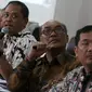 Kepala Sub Komite Kecelakaan Penerbangan KNKT Nurcahyo Utomo (kiri) memberikan keterangan pers mengenai hasil investigasi kecelakaan pesawat Lion Air JT 610 di Jakarta, Jumat (25/10/2019). (Liputan6.com/Johan Tallo)