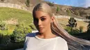 Kylie Jenner sendiri mulai tertutup akan kehidupan pribadinya pada September 2017 saat berita kehamilannya tersebar. (instagram/kyliejenner)