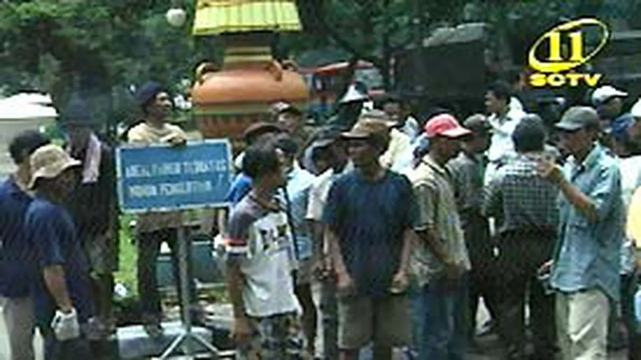 190901bdemo-becak.jpg