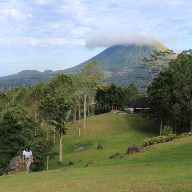 Pesona Bukit Doa Tomohon Wisata Religi Sekaligus Rekreasi Untuk