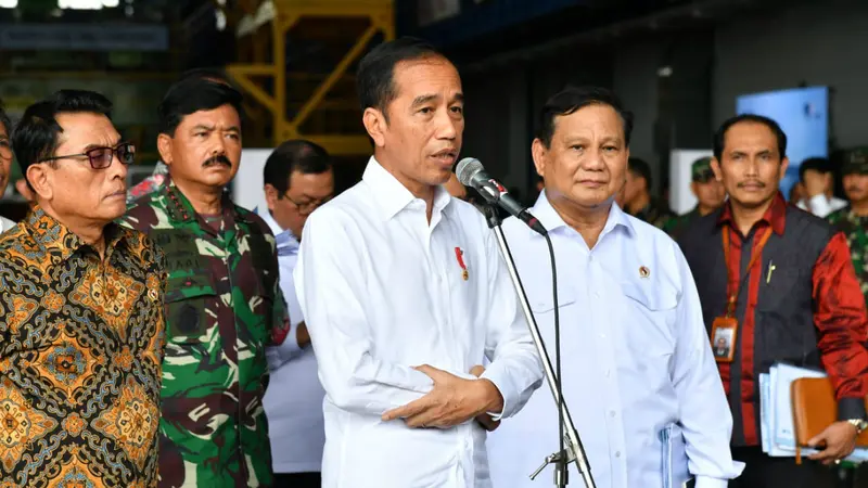 Presiden Joko Widodo atau Jokowi di Surabaya, Jawa Timur.