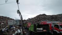 Kota Makassar menghasilkan 700-800 ton sampah per hari.