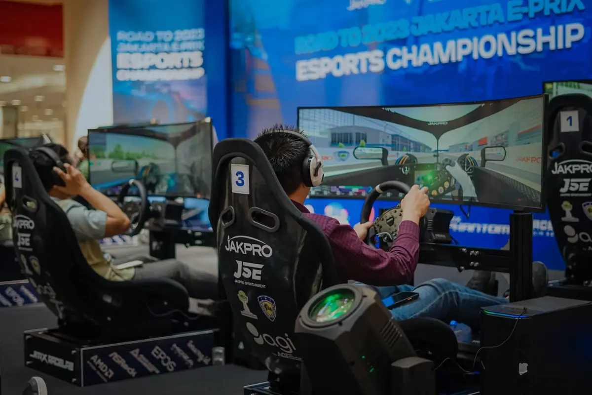 Balapan Simulator jelang Formula E Jakarta 2023